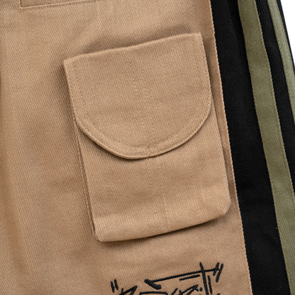 "Dream" MULTI POCKET SHORTS - BROWN